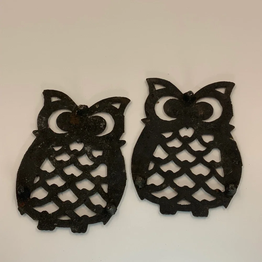 Vintage Unbranded Owl Trivet Set Cast Iron Black 5.5x4in